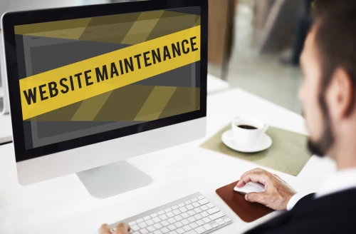 Image de l'article : Votre Site Internet est en Ligne, et Après ? Ce Qu'il Faut Surveiller en 2026